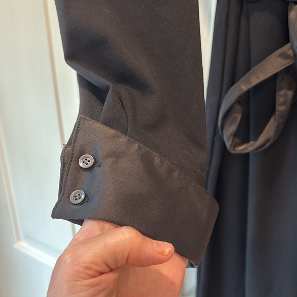 J McLaughlin Black Wrap jumpsuit with V-Neck - Picture 9 of 13